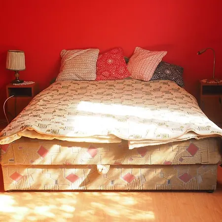 Csikos Δωμάτια σε οικογενειακή κατοικία